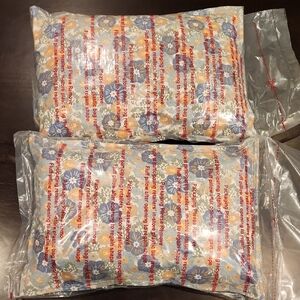 Floral Patterned Cushion Set of 2, NWT